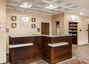 Comfort Suites - South Austin hotel thumbnail 4