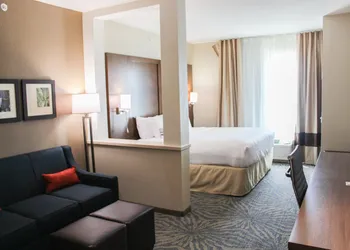Comfort Suites - South Austin hotel thumbnail 6