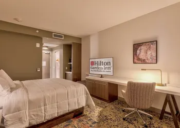 Hilton Garden Inn West Palm Beach I95 Outlets hotel thumbnail 6