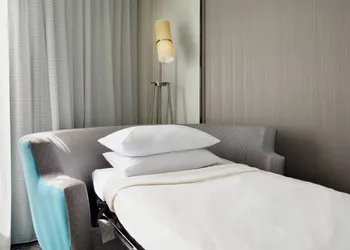 Courtyard by Marriott Knoxville Downtown hotel thumbnail 6
