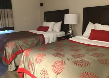 Ramada by Wyndham Bronx Terminal hotel thumbnail 5
