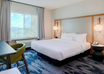 Fairfield Inn & Suites by Marriott Columbus, IN hotel thumbnail 8
