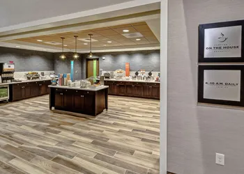 Hampton Inn & Suites Culpeper hotel thumbnail 7
