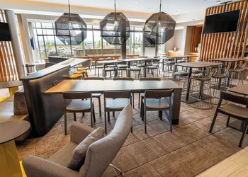 SpringHill Suites by Marriott Ontario Airport/Rancho Cucamonga hotel thumbnail 2