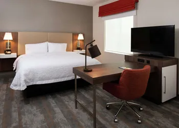 Hampton Inn & Suites Buena Park hotel thumbnail 8