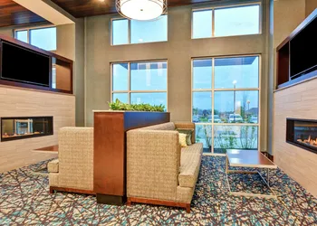 Embassy Suites by Hilton Plainfield Indianapolis Airport hotel thumbnail 8
