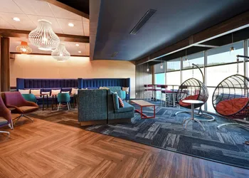 Tru by Hilton Wytheville hotel thumbnail 3