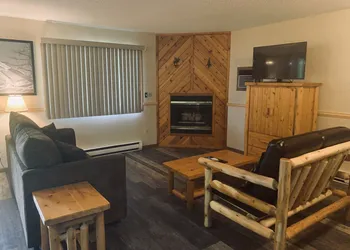 Pine Mountain Ski & Golf Resort hotel thumbnail 6