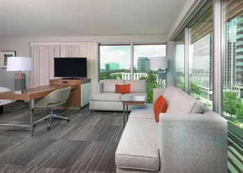 Hampton Inn & Suites Atlanta Buckhead Place hotel thumbnail 6