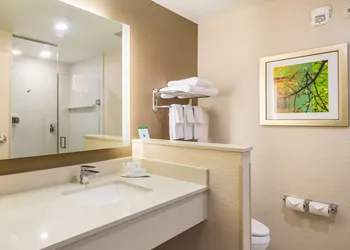 Fairfield Inn & Suites by Marriott Chickasha hotel thumbnail 6