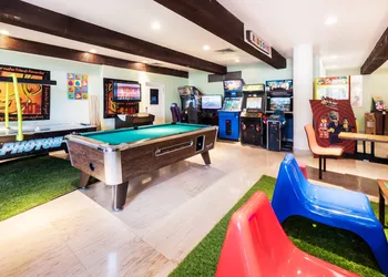 The Block215 hotel thumbnail 2
