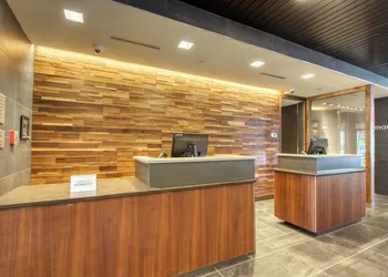 Courtyard by Marriott Fargo hotel thumbnail 4