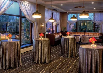 DoubleTree by Hilton Youngstown Downtown hotel thumbnail 2