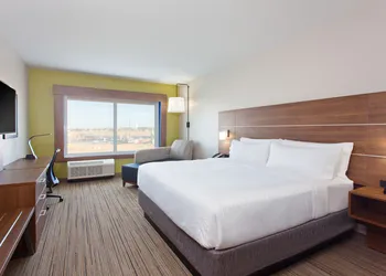 Holiday Inn Express & Suites Moses Lake by IHG hotel thumbnail 2