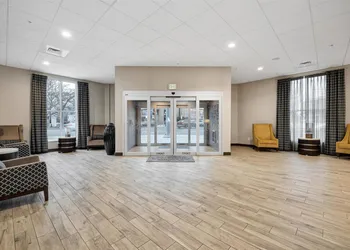 Hampton Inn & Suites Logan hotel thumbnail 2