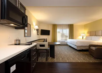 Candlewood Suites Dumfries - Quantico by IHG hotel thumbnail 7
