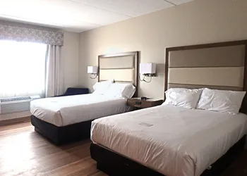 Wyndham Garden State College hotel thumbnail 4