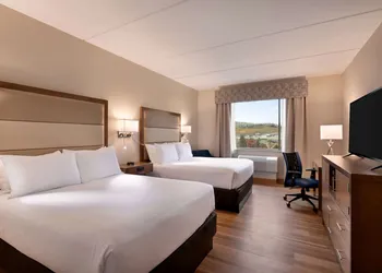 Wyndham Garden State College hotel thumbnail 5