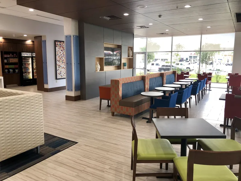 Holiday Inn Express and Suites Houston Westchase - Westheimer by IHG hotel detail image 2