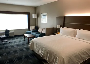 Holiday Inn Express and Suites Houston Westchase - Westheimer by IHG hotel thumbnail 8