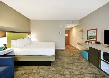 Hampton Inn & Suites Grants Pass hotel thumbnail 8