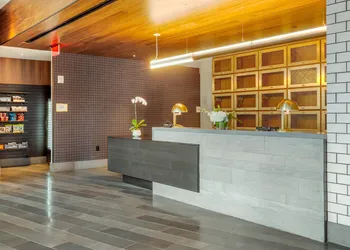 Cambria Hotel Boston Downtown - Seaport hotel thumbnail 2