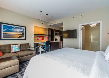 Towneplace Suites by Marriott Evansville Newburgh hotel thumbnail 5