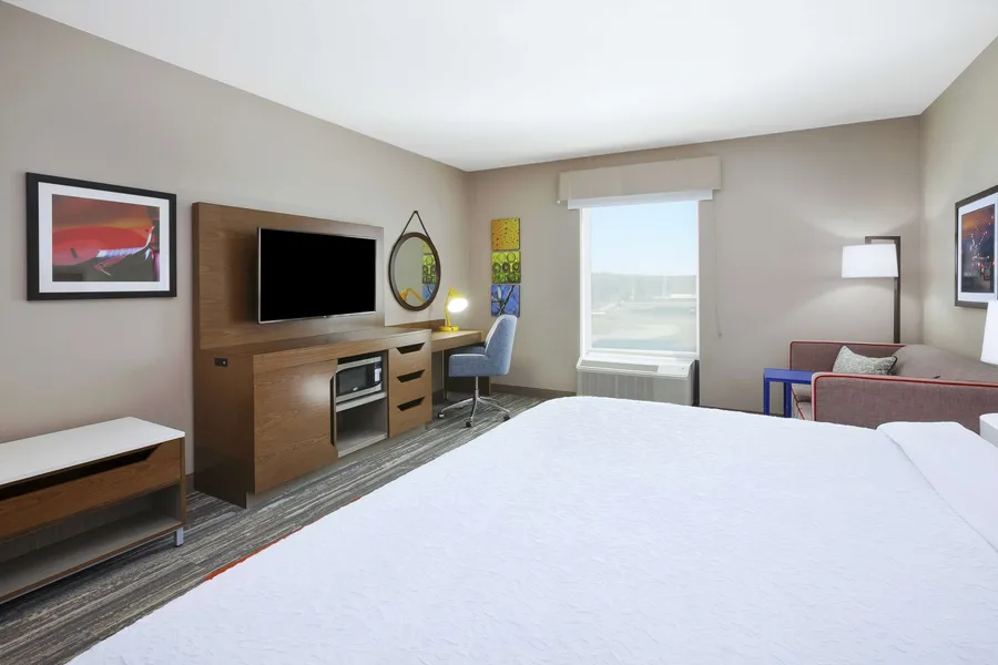 Hampton Inn & Suites Grandville Grand Rapids South hotel detail image 6