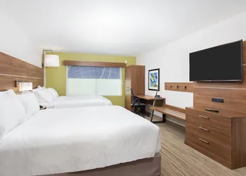Holiday Inn Express Williamsburg by IHG hotel thumbnail 8