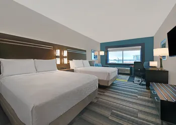 Holiday Inn Express & Suites Houston - Memorial City Centre by IHG hotel thumbnail 5