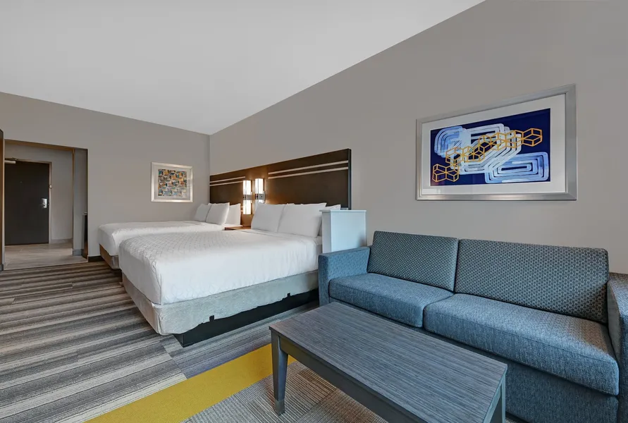 Holiday Inn Express & Suites Houston - Memorial City Centre by IHG hotel detail image 6