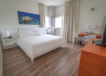Maritime Hotel Fort Lauderdale Airport & Cruiseport hotel thumbnail 8