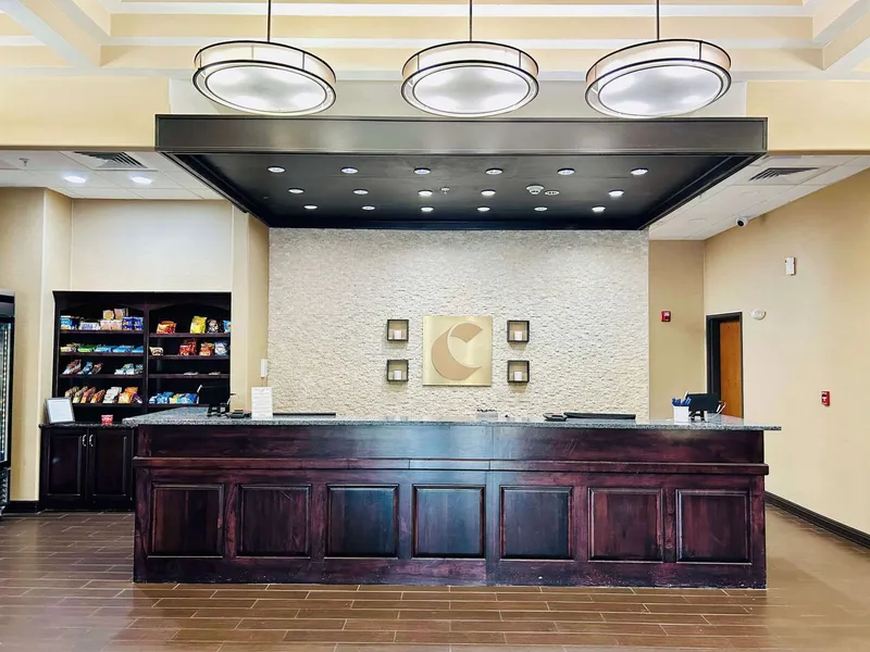 Comfort Inn & Suites Shawnee - Kansas City hotel detail image 2