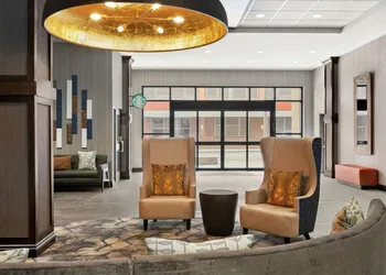 Hampton Inn & Suites Kansas City Downtown Crossroads hotel thumbnail 2