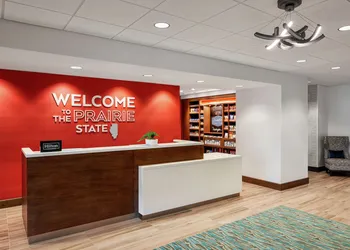 Hampton Inn & Suites Chicago Waukegan hotel thumbnail 5