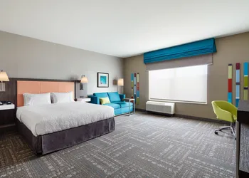 Hampton Inn & Suites Chicago Waukegan hotel thumbnail 6