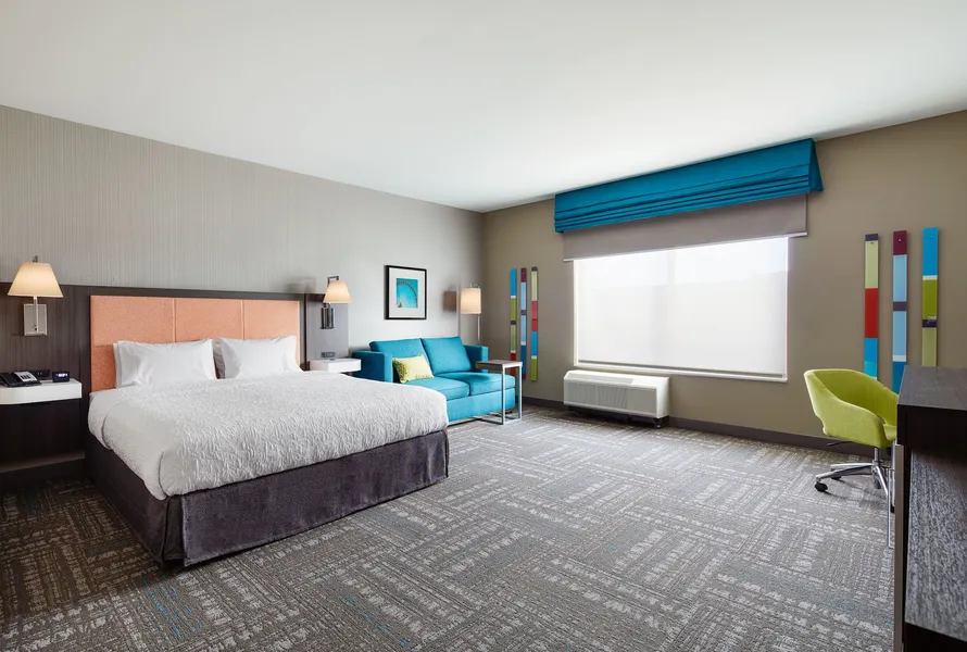 Hampton Inn & Suites Chicago Waukegan hotel detail image 6