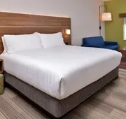 Holiday Inn Express & Suites Alachua - Gainesville Area by IHG hotel detail image 7