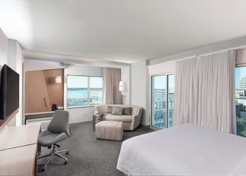 Courtyard by Marriott Baton Rouge Downtown hotel thumbnail 7