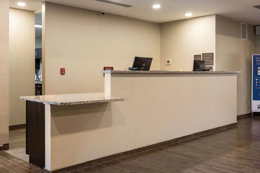 Comfort Suites Brunswick Town Center hotel detail image 2