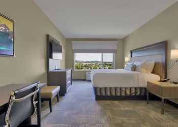 Best Western Plus Fillmore Inn & Suites hotel thumbnail 8