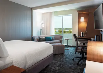 Courtyard by Marriott Winter Haven hotel thumbnail 8