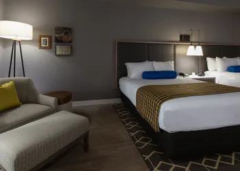 Hotel Indigo Hattiesburg by IHG hotel thumbnail 4