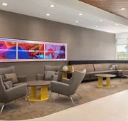 SpringHill Suites by Marriott Milwaukee West/Wauwatosa hotel detail image 3