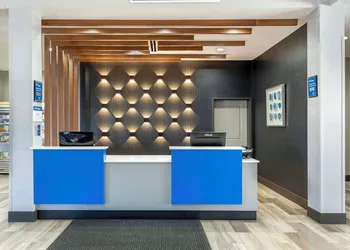 Best Western Plus Medical Center hotel thumbnail 3