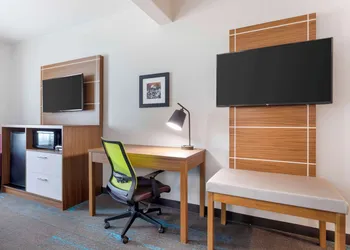 Best Western Plus Medical Center hotel thumbnail 5