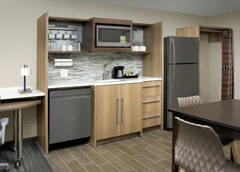 Home2 Suites by Hilton Lakeland South Polk Parkway hotel thumbnail 8
