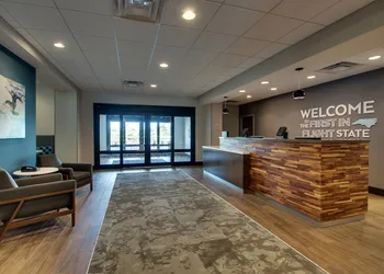 Hampton Inn & Suites Southport hotel thumbnail 6