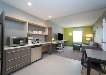 Home2 Suites by Hilton Jackson Flowood Airport Area hotel thumbnail 4