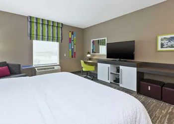 Hampton Inn Sedalia hotel thumbnail 4